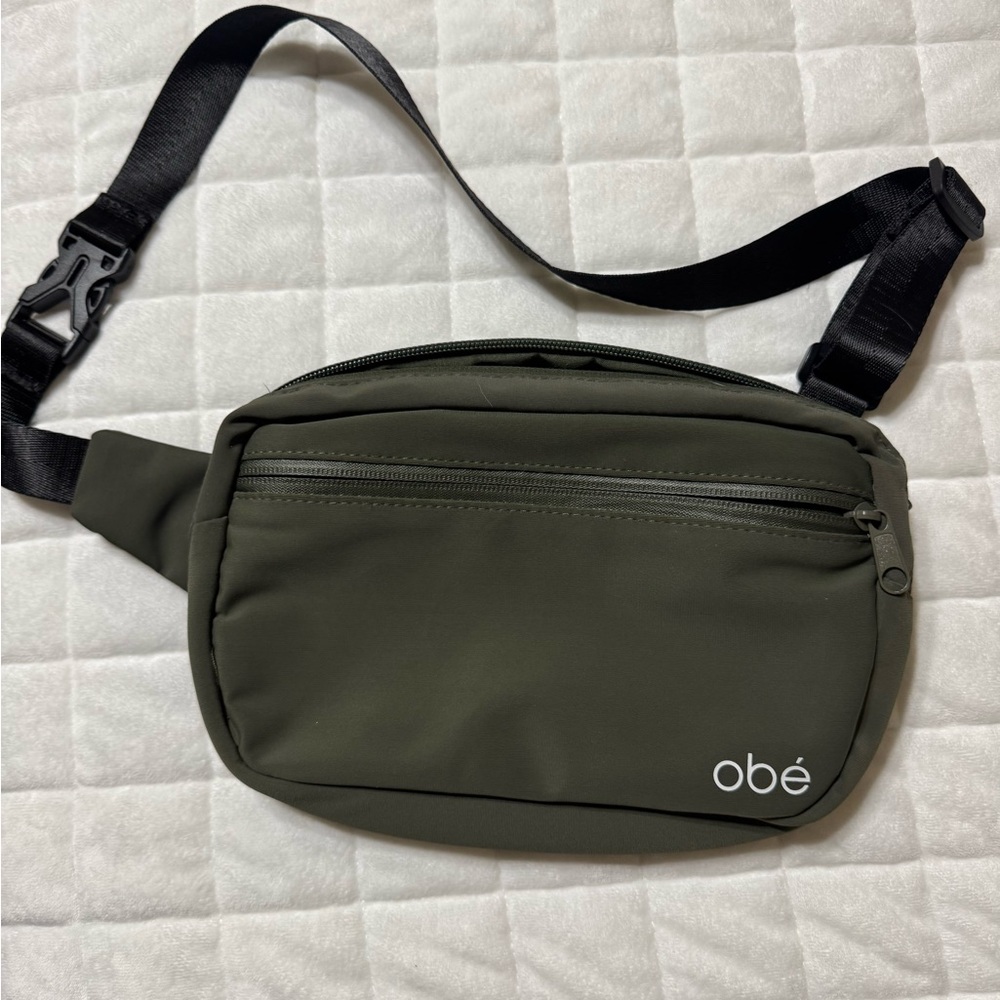 Obé Olive Green Belt Bag